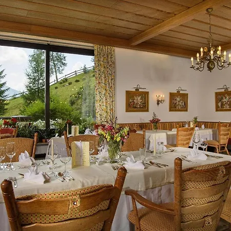 Hotel St. Oswald 4*