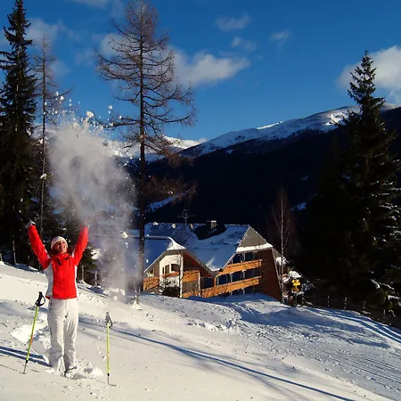 ホテル St. Oswald