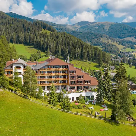 St. Oswald ホテル 4*