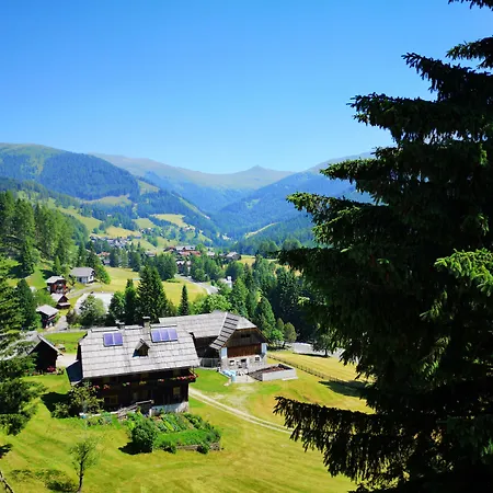 St. Oswald ホテル 4*